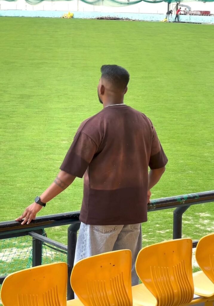 Shadow brown t-shirt