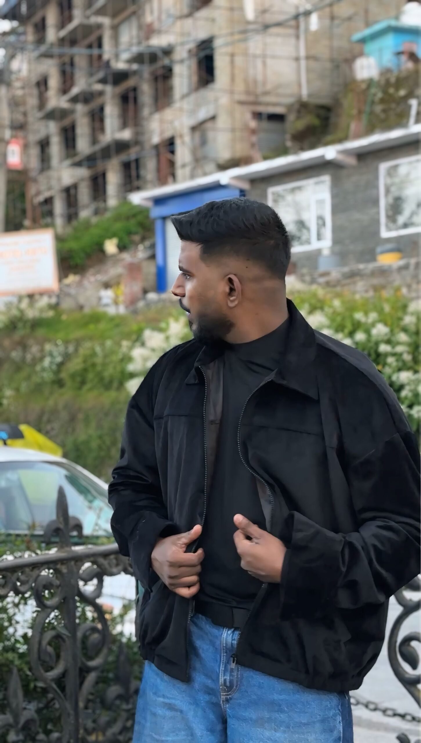 Official Black Jacket - Image 5